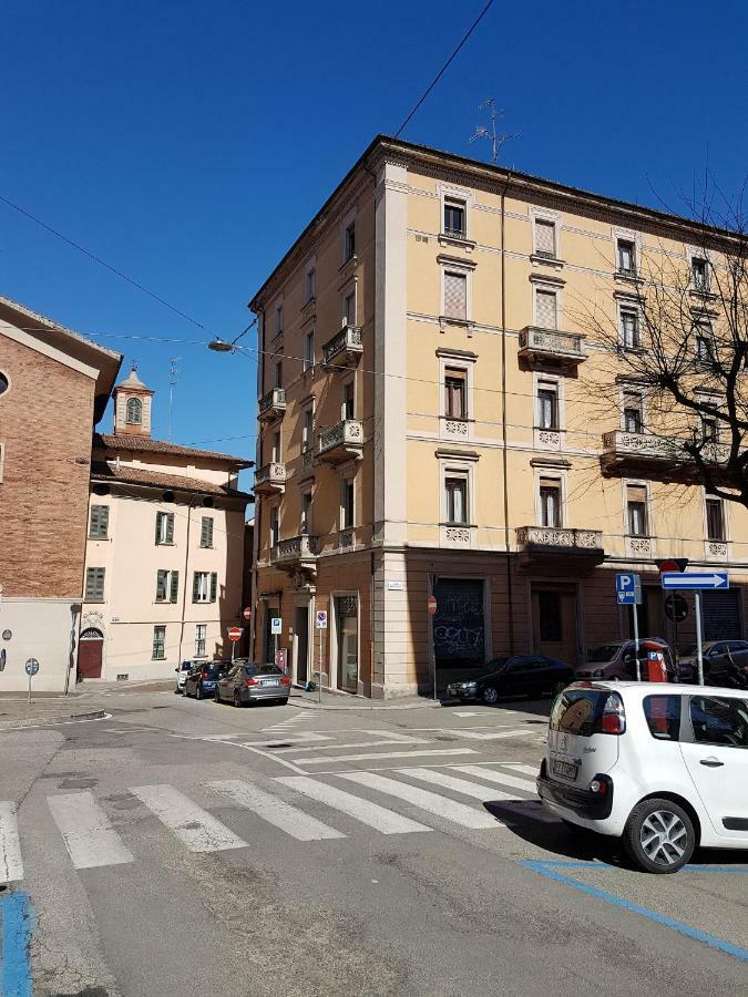 博洛尼亚Residenza Rubbiani - Fermata Fiera E Rizzoli住宿加早餐旅馆 外观 照片